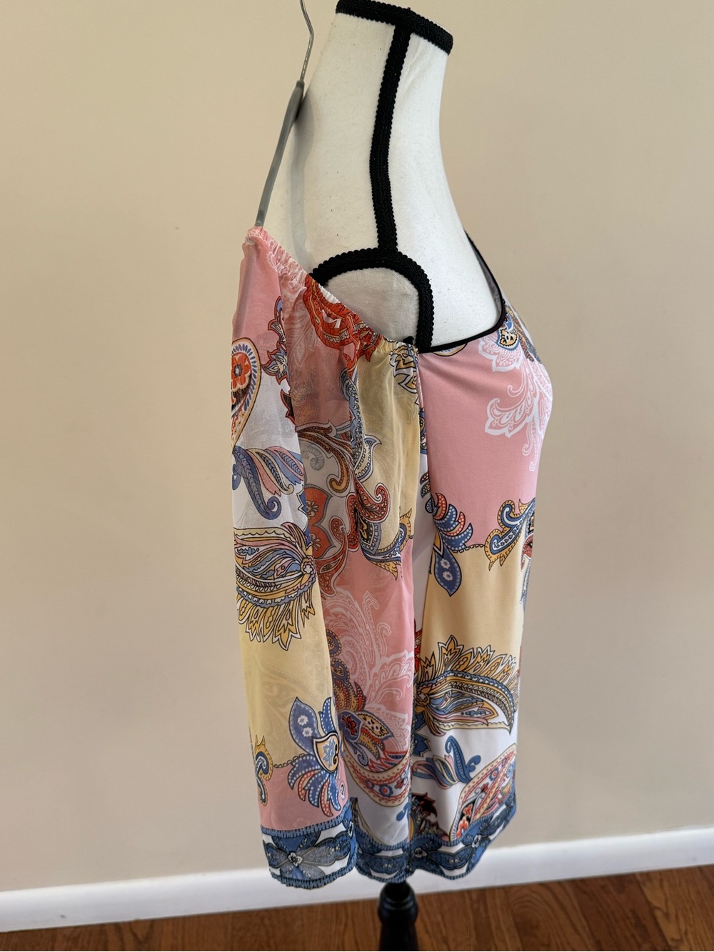 Analili Paisley Off-Shoulder Long Sleeve Top - size medium - Picture 3 of 6